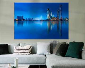 Die Skyline von Rotterdam zur blauen Stunde ... von Marc de IJk