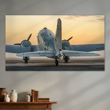 Douglas SC-47J Skytrain de la Marine américaine.