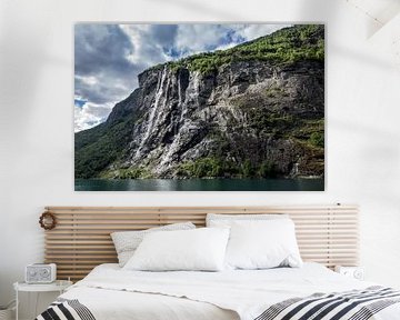 Wasserfall im Geirangerfjord von Rico Ködder