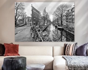 De Bloemgracht kruist de Prinsengracht in Amsterdam. von Don Fonzarelli