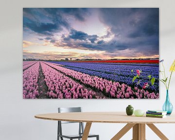 Holländische Landschaft mit Blumen von Martijn Kort