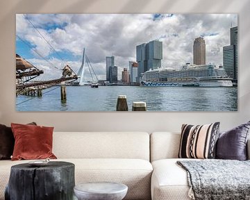 Aida Prima - Rotterdam Cruise stad van Sylvester Lobé