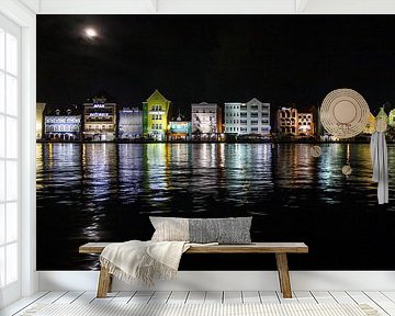 Punda in Willemstad Curacao by night van Anna Pors