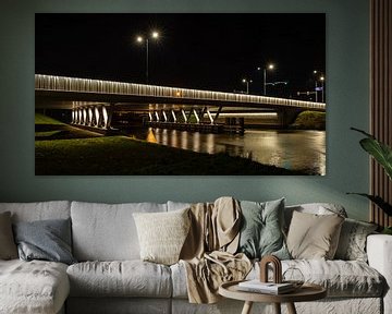 Pont du roi Willem-Alexander à Breda la nuit tombée