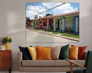 Kleurrijke huizen in Trinidad Cuba van Bianca Louwerens