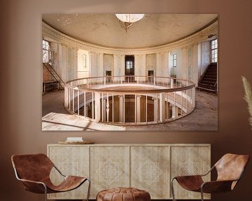 Curves in Abandoned Palace. by Roman Robroek - Photos of Abandoned Buildings