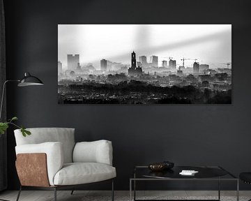 De Domtoren waakt over Utrecht. van De Utrechtse Internet Courant (DUIC)