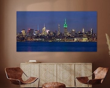 New York Skyline in de avond - Midtown Manhattan, panorama