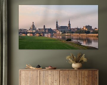 DRESDEN 05 by Tom Uhlenberg