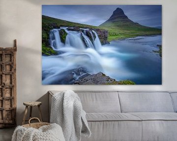 Kirkjufellsfoss  waterval van Menno Schaefer