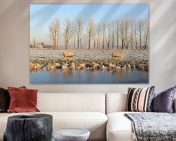 Berijpt winterlandschap met twee schapen van Merijn van der Vliet