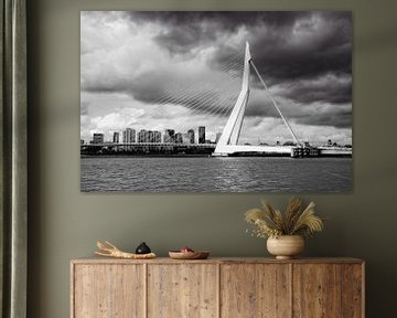 Erasmusbrug met bewolking van Yvonne Smits