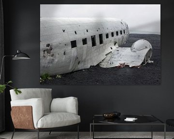 Plane wreck Iceland by Menno Schaefer