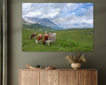 Koeien in de Dolomieten Italie van Rens Marskamp