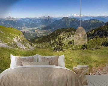 Panorama vanaf de Sambuy bij het meer van Annecy in de franse Alpen van Karel Pops