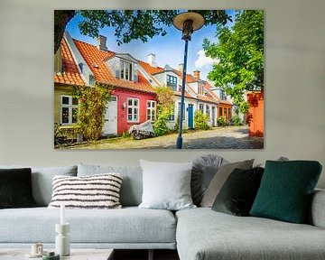 Kleurrijke huisjes in Møllestien van Tony Buijse