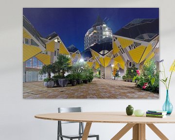 Nachtaufnahme der Cube Houses und des Pencil in Rotterdam von Anton de Zeeuw