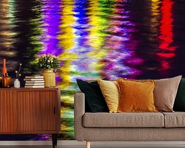 Lichtjes schitteren in het water van de Amstel von Wijbe Visser