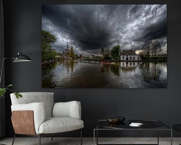 Roeien voor de storm / Veerhuis / Overschie / Rotterdam van Rob de Voogd / zzapback