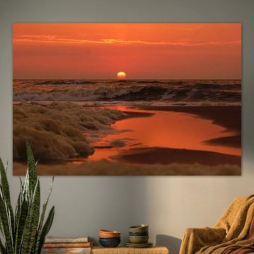 Zonsondergang boven zee