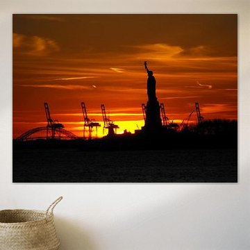 Freiheitsstatue nach Sonnenuntergang