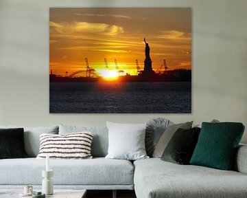 Statue of Liberty at sunset by Jutta Klassen