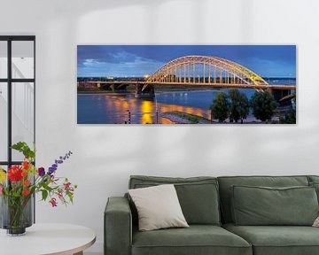 Panorama Waalbrug Nijmegen van Anton de Zeeuw