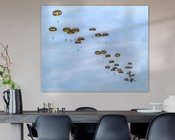 Parachutisten in de lucht van Joost Lagerweij