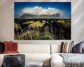 Vestrahorn in de wolken (Stokksnes, IJsland)