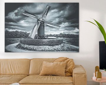 Nederlandse windmolen in oude vestingstad van Fotografiecor .nl