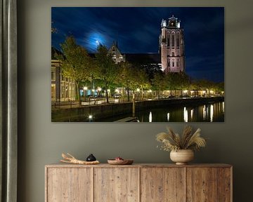 Grote Kerk Dordrecht in maanlicht van Anton de Zeeuw