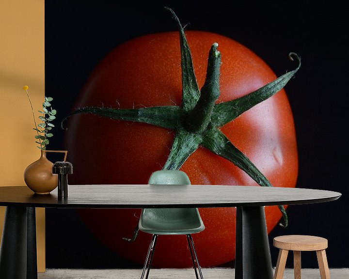 Sfeerimpressie behang: tomaat van Fraukje Vonk