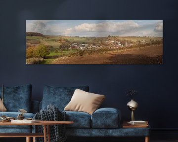 Panorama van Eys in herfstkleuren van John Kreukniet