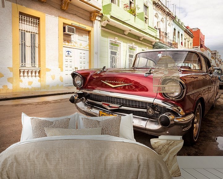 Sfeerimpressie behang: Chevrolet in Havana, Cuba van Bart van Eijden