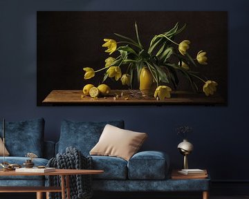Stilleven tulpen van Monique van Velzen