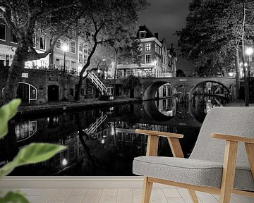 Oudegracht in Utrecht with Gaardbrug, BLACK-WHITE by Donker Utrecht