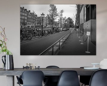 Prinsengracht - Anne Frankhuis by Hugo Lingeman