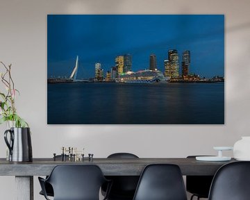 Het cruiseschip AIDA Prima in Rotterdam van MS Fotografie | Marc van der Stelt