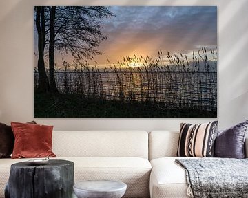 Zonsondergang bij de Loenderveense plas, Oud Loosdrecht, Wijdemeren, Noord Holland, Nederland van Martin Stevens