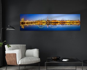 Abendansicht über die Skyline von Kampen in Overijssel von Sjoerd van der Wal Fotografie