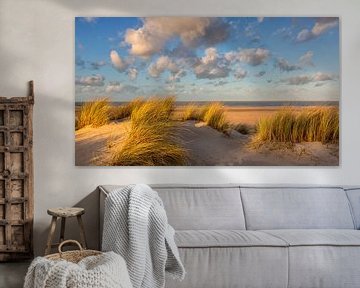 Dunes, plage, mer et nuages sur Bram van Broekhoven
