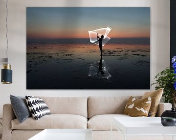 Licht harp op de waddenzee door een light paint van Arjan Groot