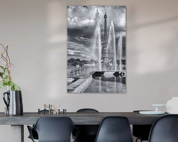 Ontdek de Magie van de Eiffeltoren: Prachtige Fotoafdrukken Beschikbaar! van Eriks Photoshop