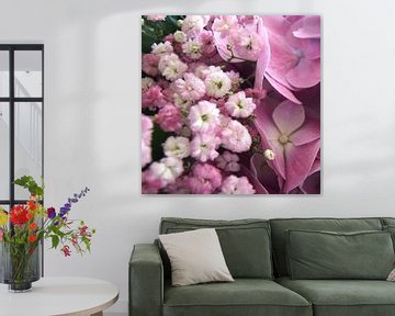 roze gipskruid en hortensia van Nicolet Reus