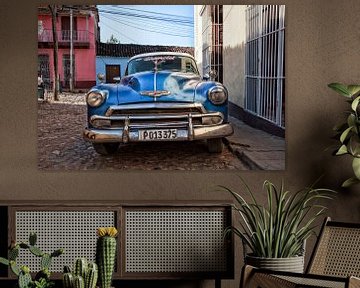Vintage classic car in Cuba in downtown Havana. One2expose Wout kok Photography.  by Wout Kok