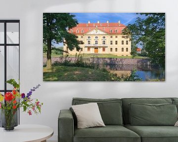 Baroque castle Wachau in summer van Gerold Dudziak