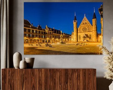 Het Binnenhof, Den Haag met heldere sterrenhemel. van John Verbruggen