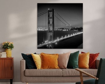 Golden Gate Bridge am Abend | Monochrom von Melanie Viola