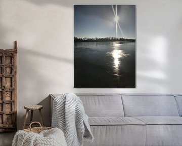 De zon op het ijs bij Heeresmeer 2 by Martin Imminga