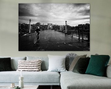 Skinny bridge
